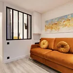 Modern Apartment - 2Br-6P - Marais